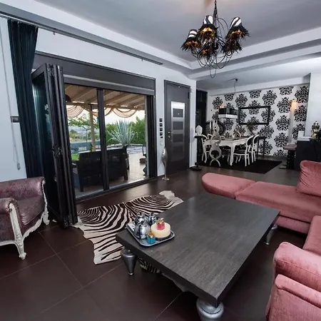 Luxury House In A Farm Villa